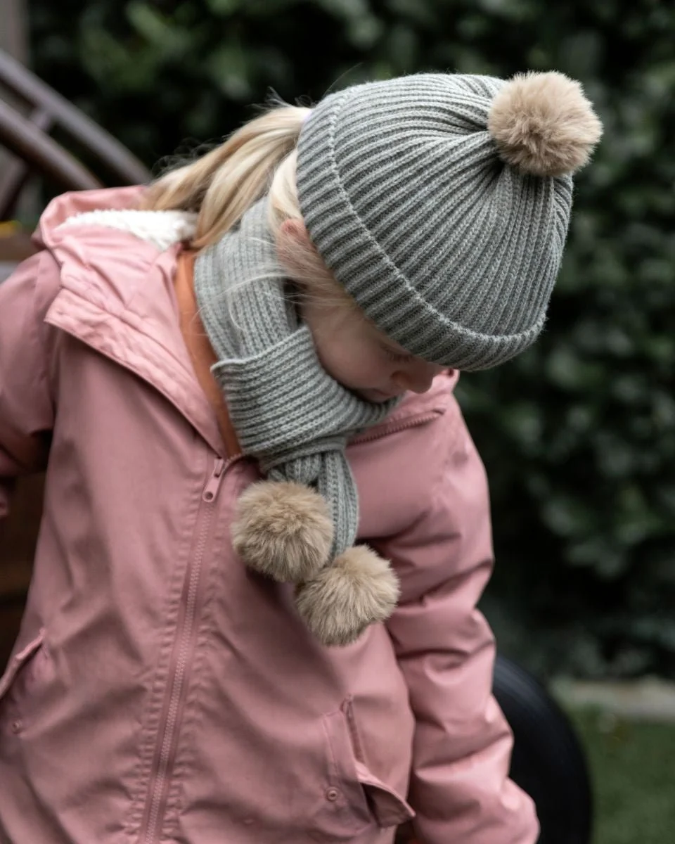 Baby's Only Babysjaal met Pompon Cool Urban Green One Size - Image 3