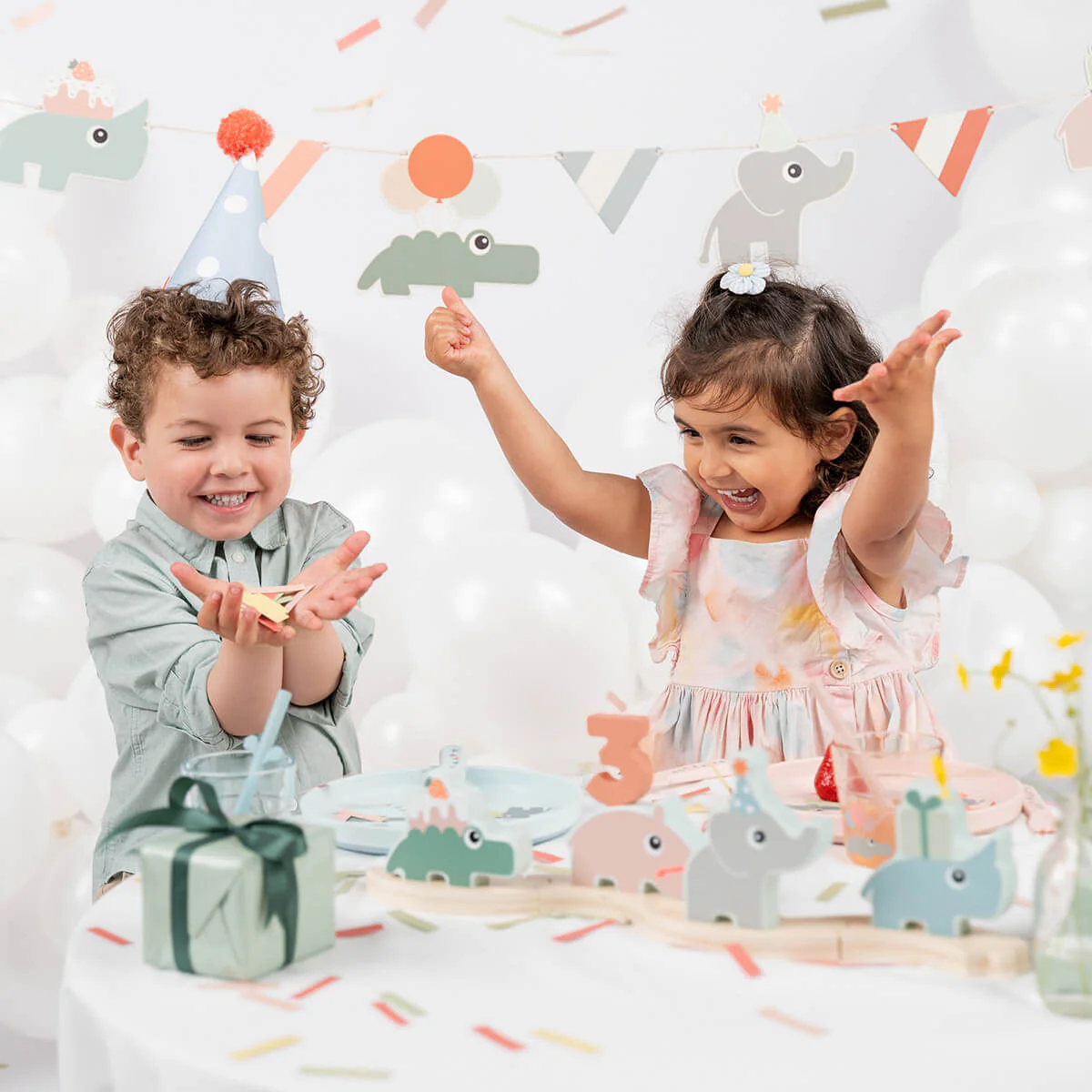 Done by Deer Kinderservies Set Celebration Powder - Image 7