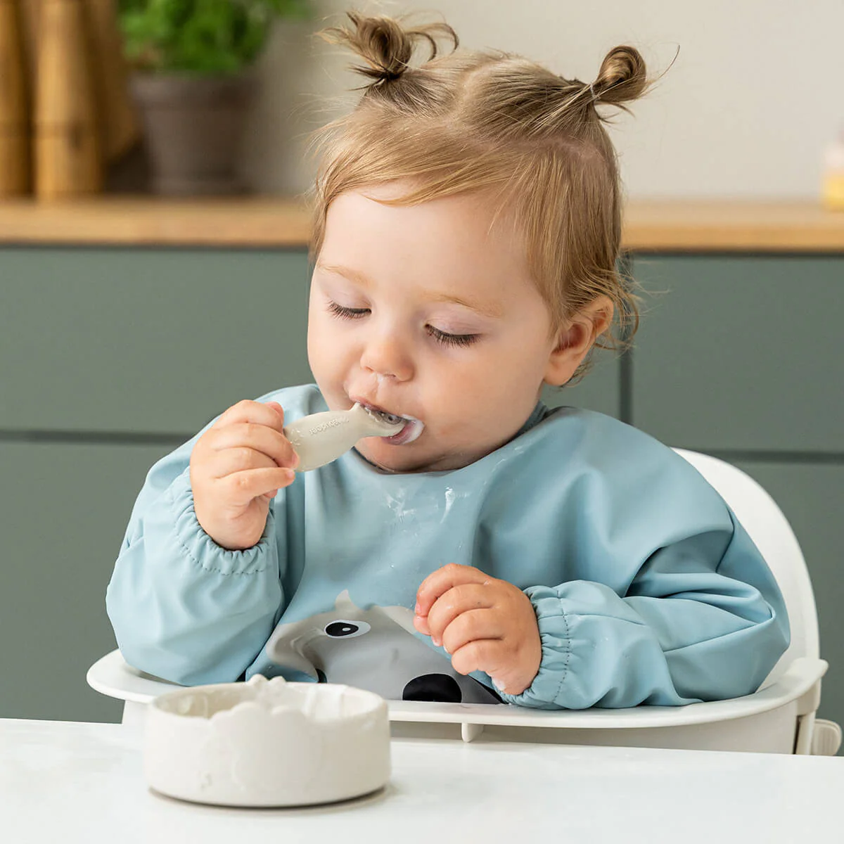 Done by Deer Kinderservies Set Stick & Stay Kom En Lepel Sheepy Sand - Image 5