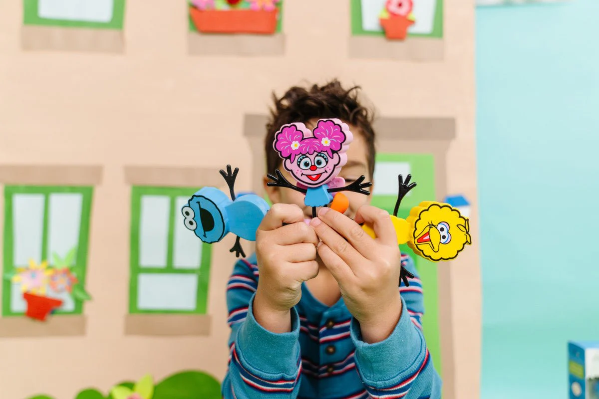 Glo Pals Badspeelgoed Sensorisch Light-Up Poppetje en Cubes Cookie - Image 15