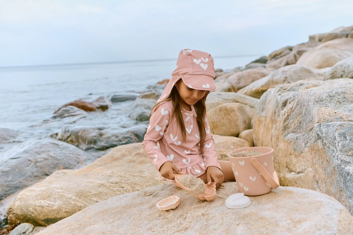 Liewood Zonnehoedje Baby Cecilia Sweethearts/Pale Tuscany - Image 4
