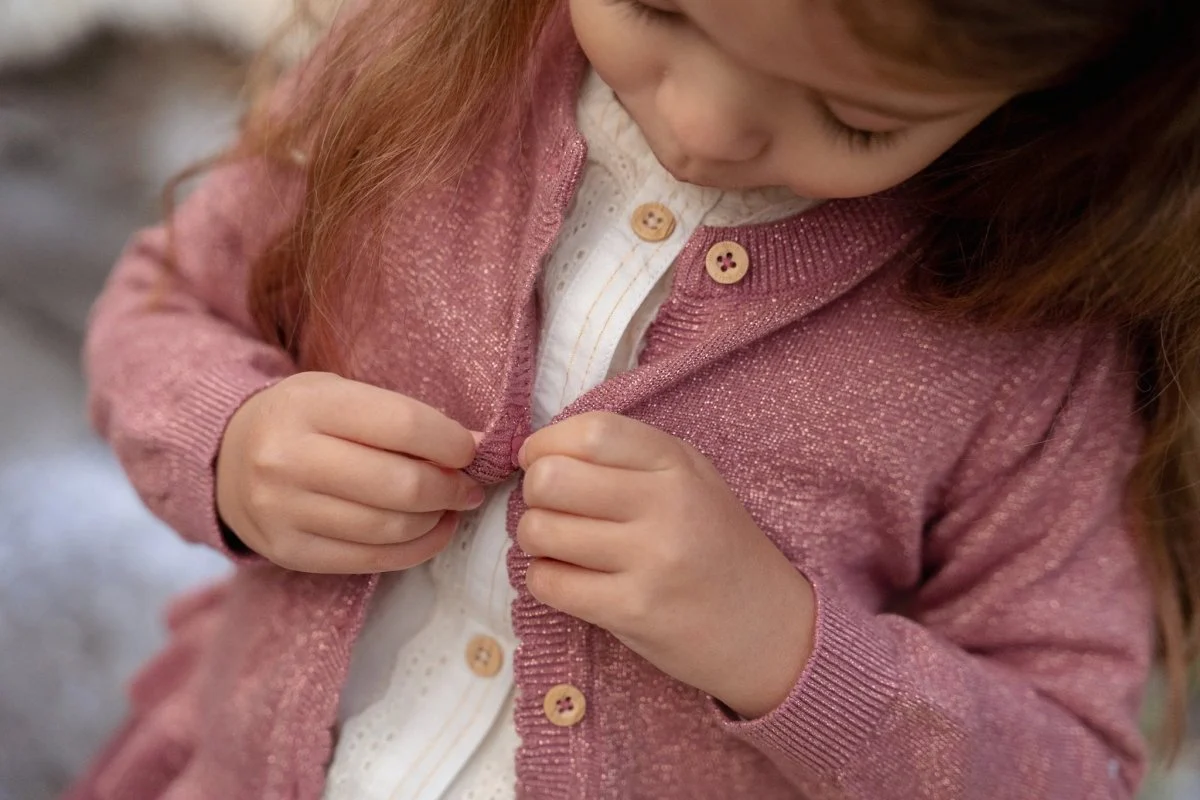 Little Dutch Baby Vestje Gebreid Rouge - Image 7