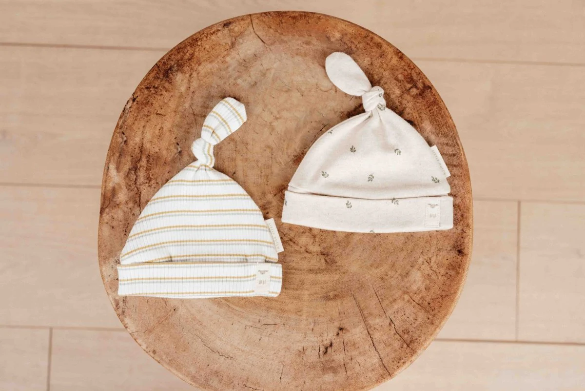 Little Dutch Babymutsje Met Knoop Streep - Image 3