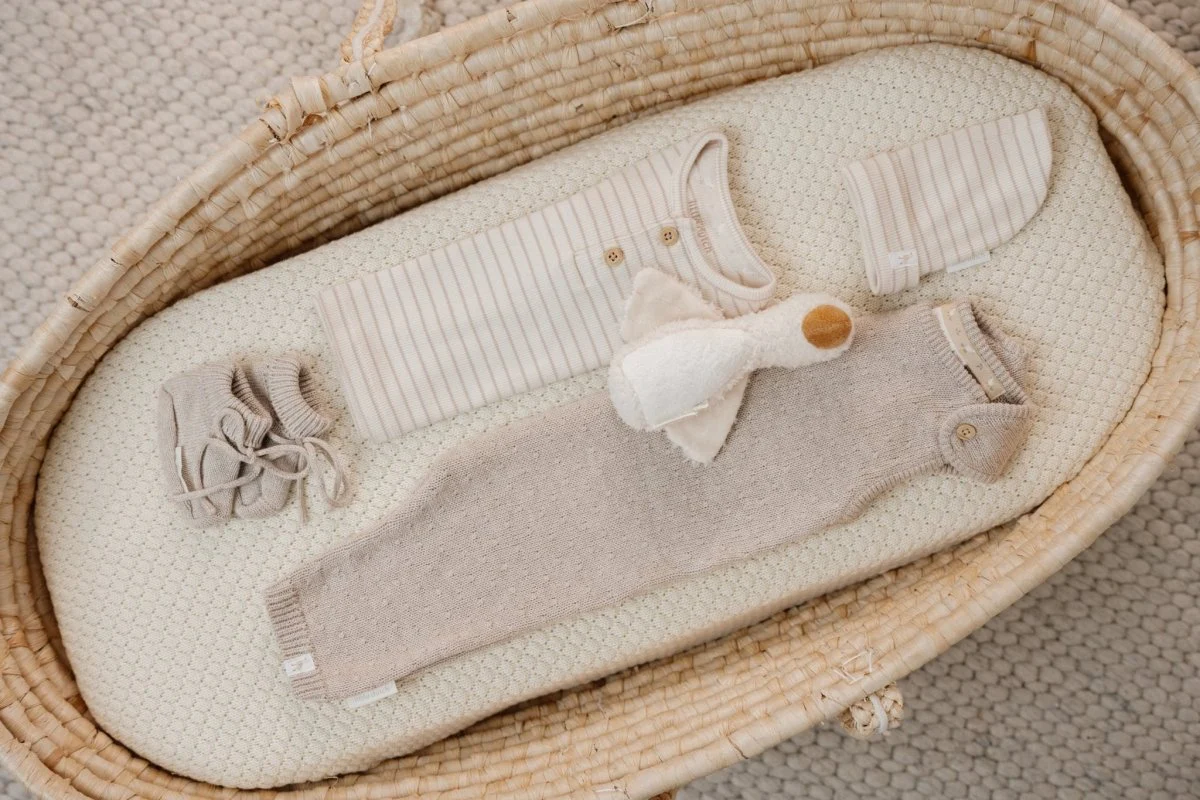 Little Dutch Babymutsje Soft Beige Stripe - Image 10