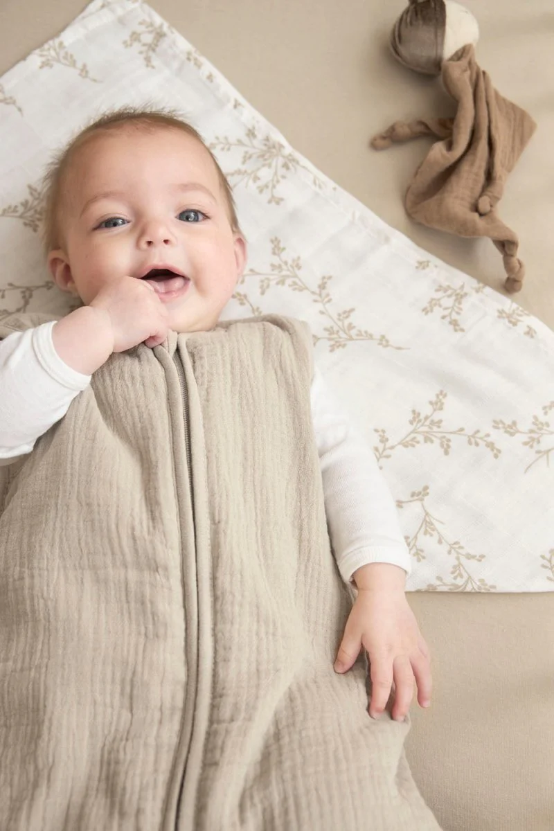Meyco Baby Uni Winter Baby Slaapzak Pre-Washed Hydrofiel Sand - Image 5