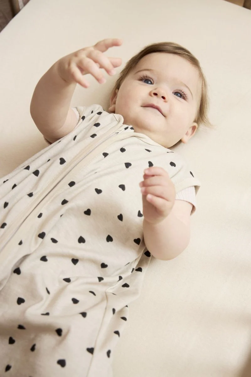 Meyco Slaapzak Baby Zomer Sweet Heart Soft Sand/Black - Image 4