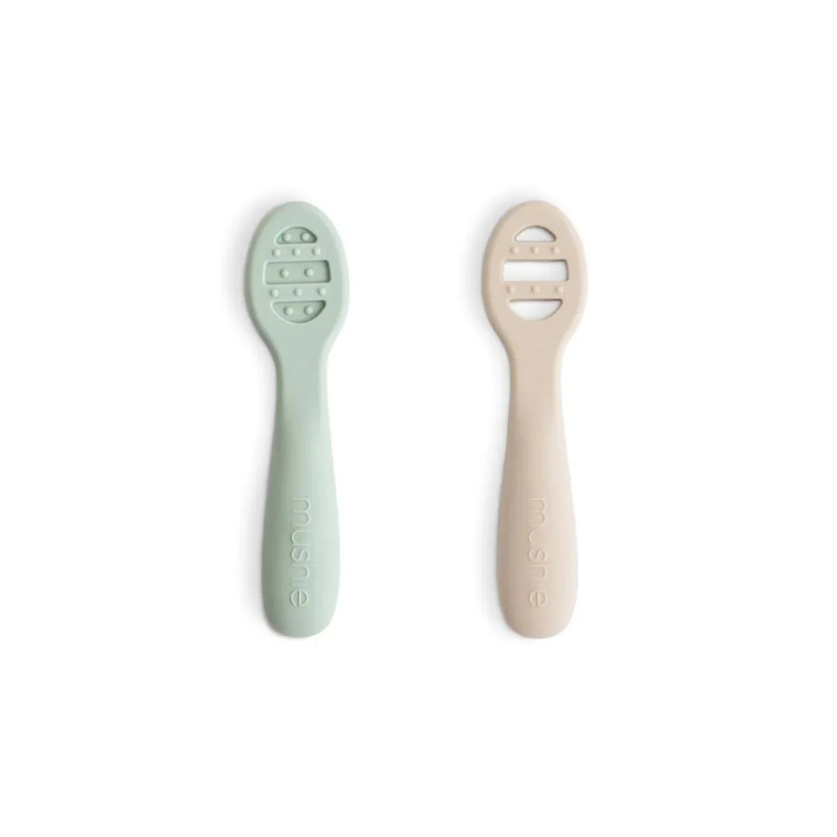 Mushie Oefenlepel Cambridge Blue/Shifting Sand