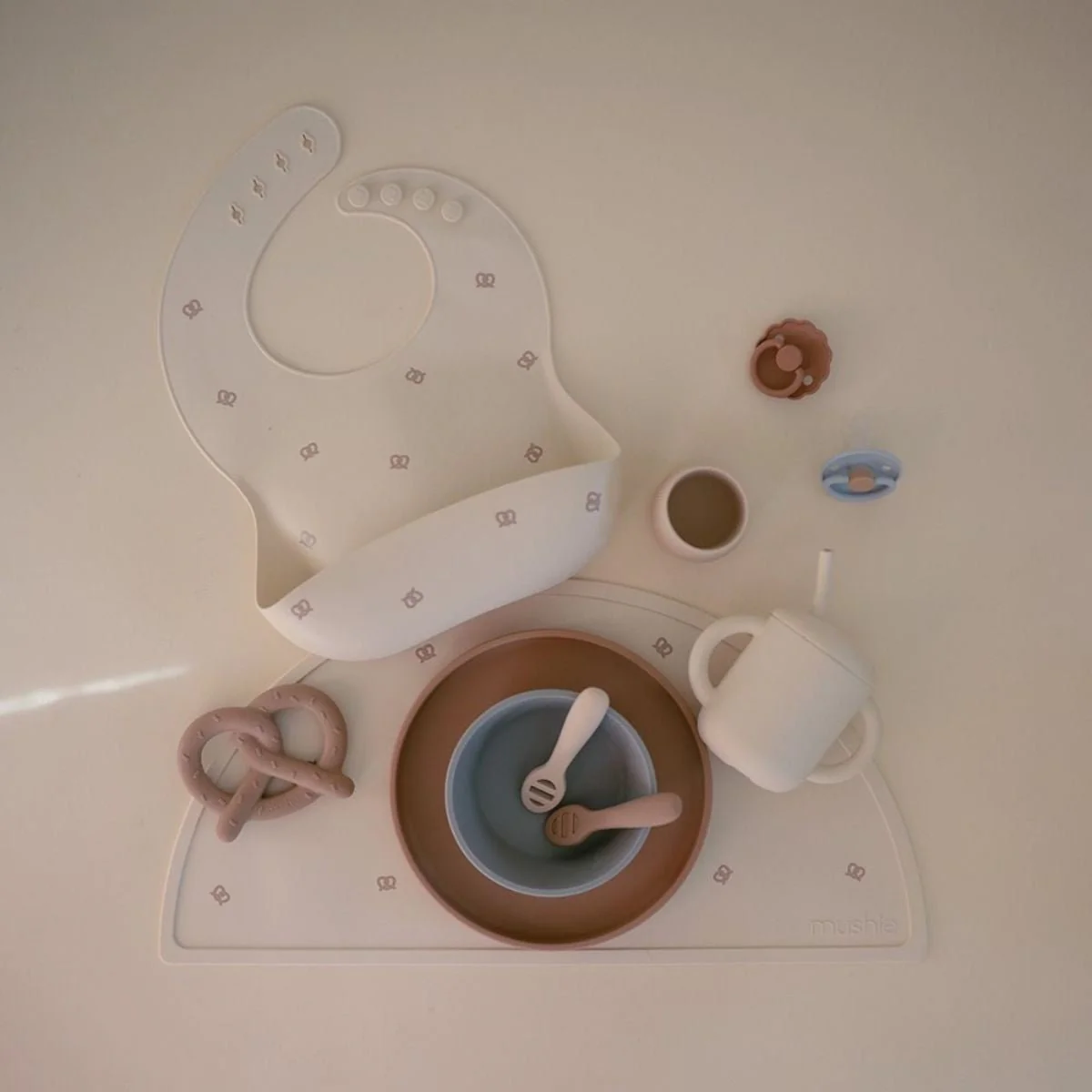 Mushie Placemat Pretzel - Image 4