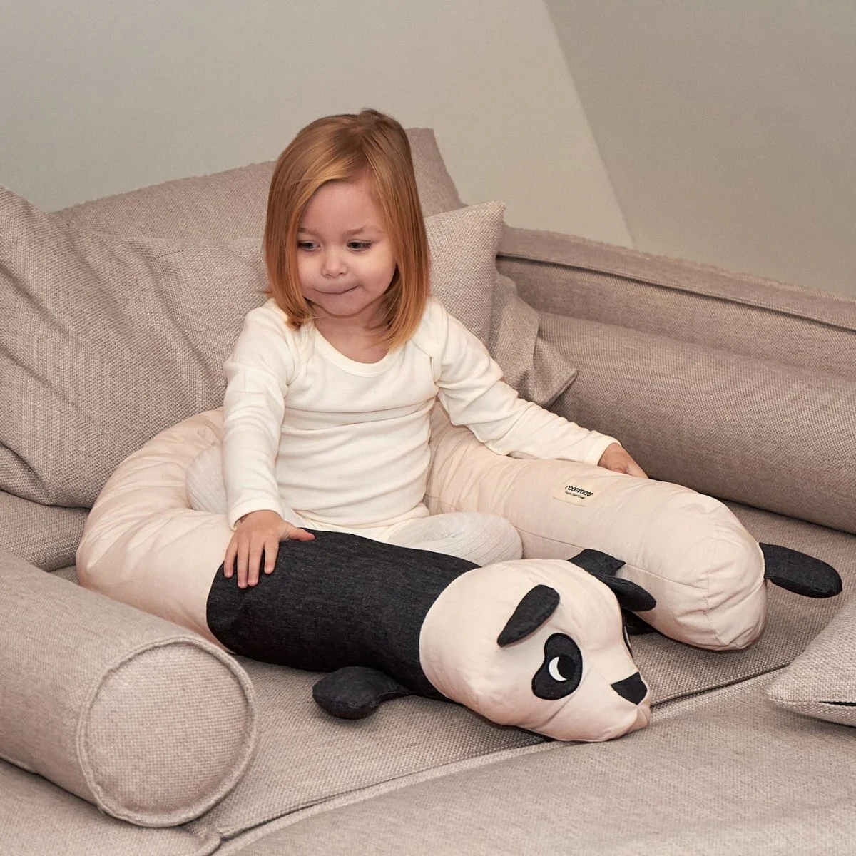 Roommate Kussen Lang Panda - Image 3