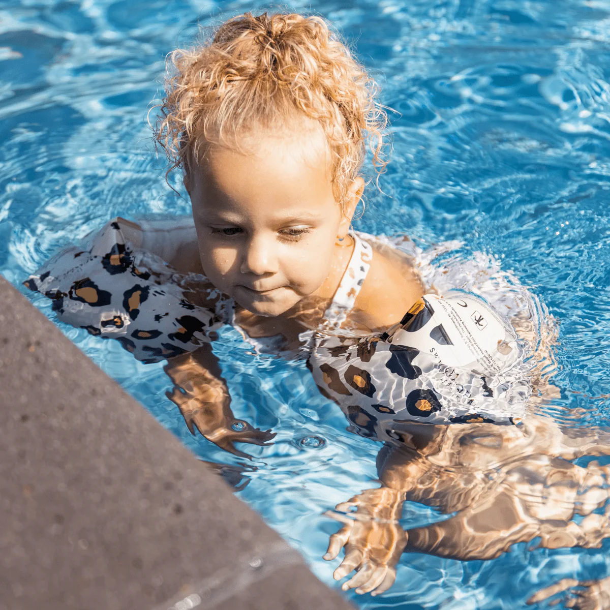 Swim Essentials Zwembandjes Panterprint 2-6 Jaar - Image 6